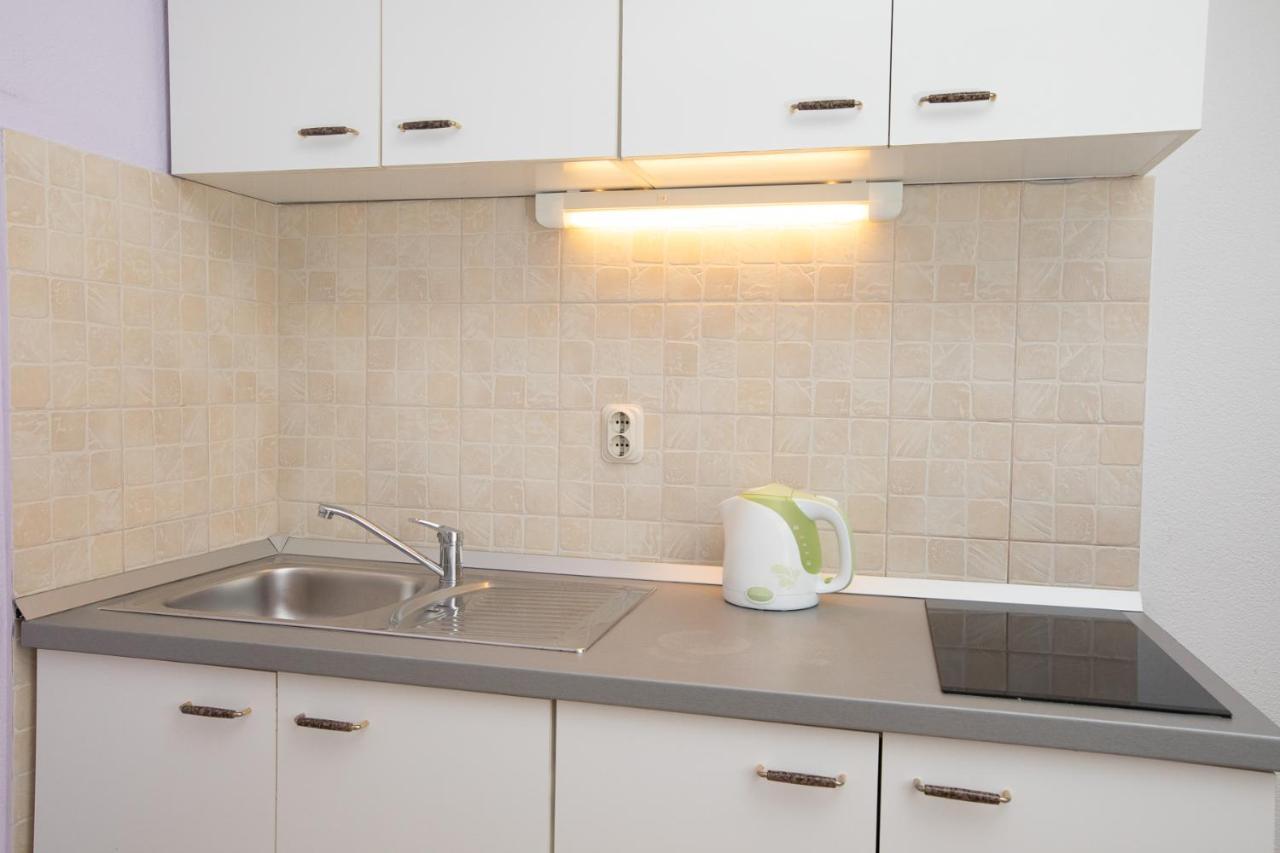 Vega Apartments Подгора Екстериор снимка
